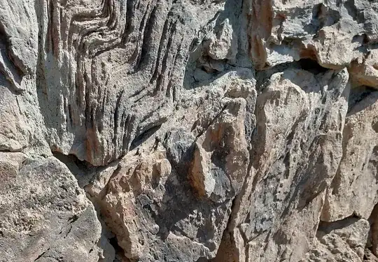 facade is free of holes or openings leading to inside of wall