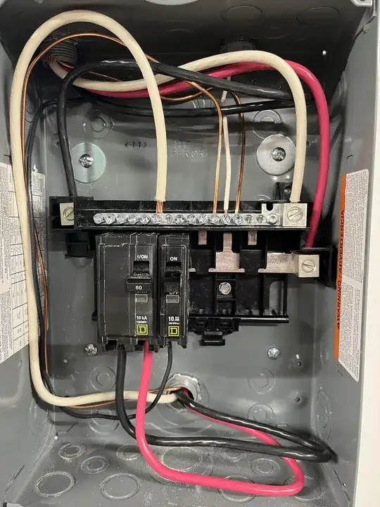 Picture of Square D QO subpanel without separate ground bus