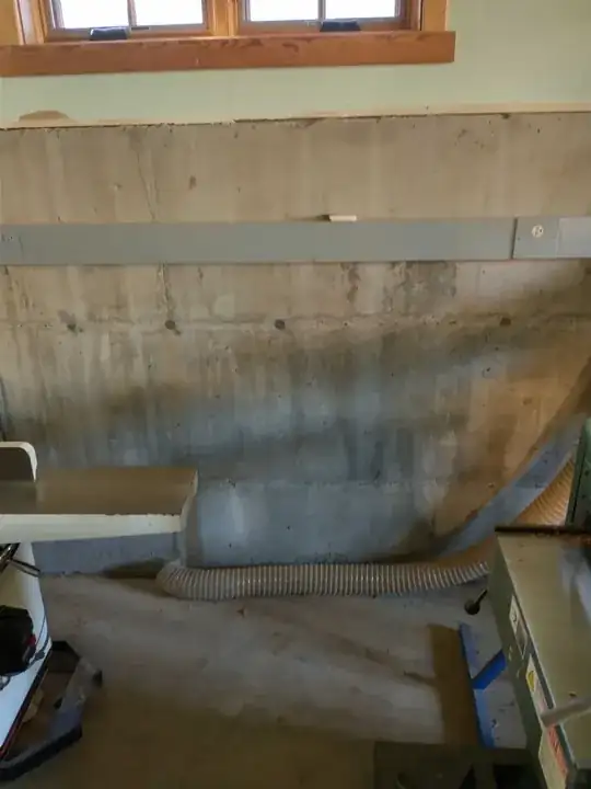 Interior pic of tall stem wall.