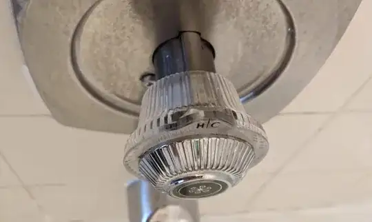 shower tub faucet knob view 2