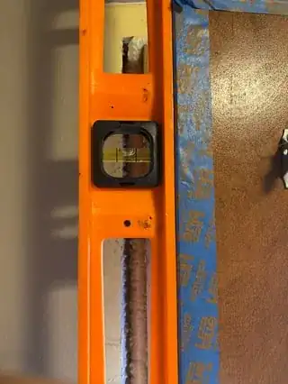 Level against upper door