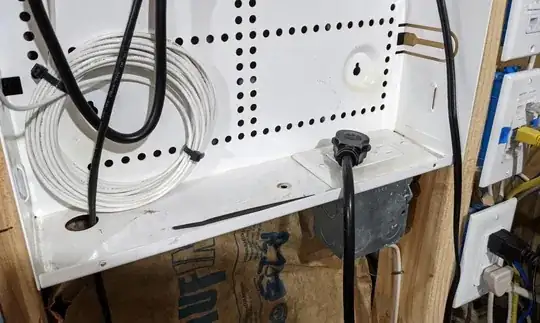 photo of the electrical outlet in question