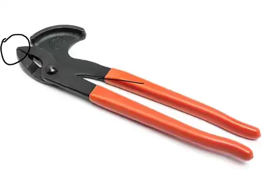 Crescent nail puller