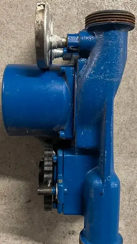 Pump block right side