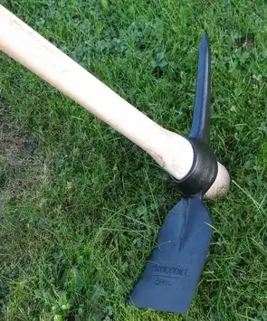 mattock picture from chillingtontoolsonline