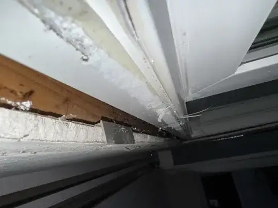 unknown metal piece by header 