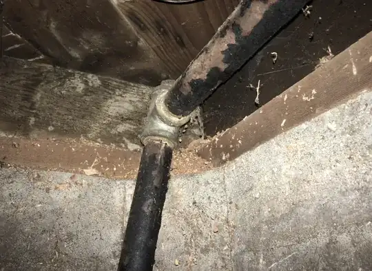 Then runs up the wall and takes a right along the ceiling