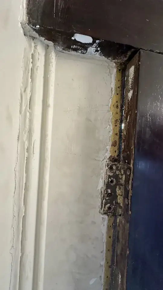 inside view of hinge to wall