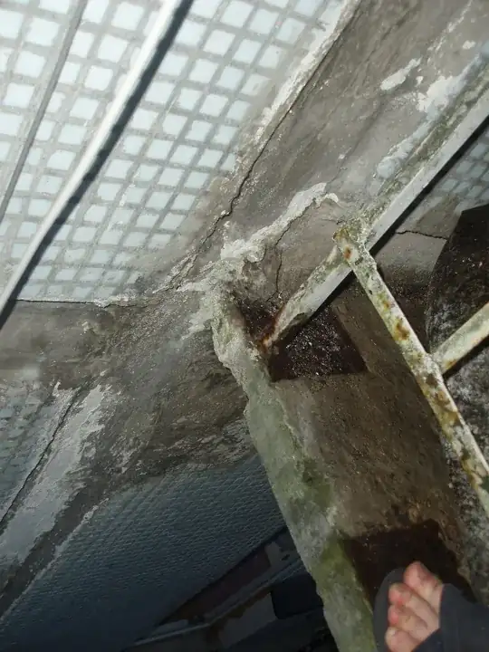 Closer end of balcony, from outside