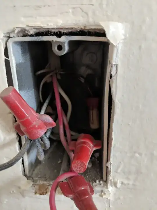lightswitch wiring box