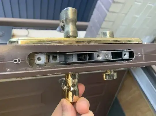 the latch with the plate off