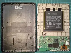 Disassembling Kindle 11 Removing electronic from the case