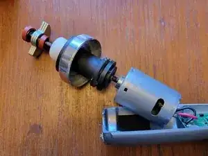 vmknefEDVtB2Vf3w