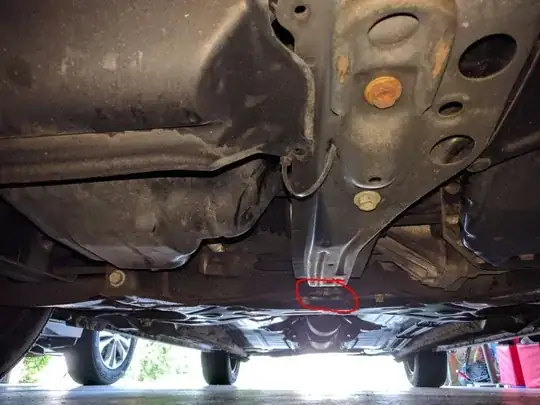 2005 Pontiac Vibe front end