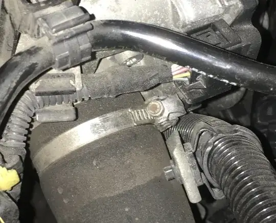 tightener in front of the throttle body in alfa romeo giulietta multiair