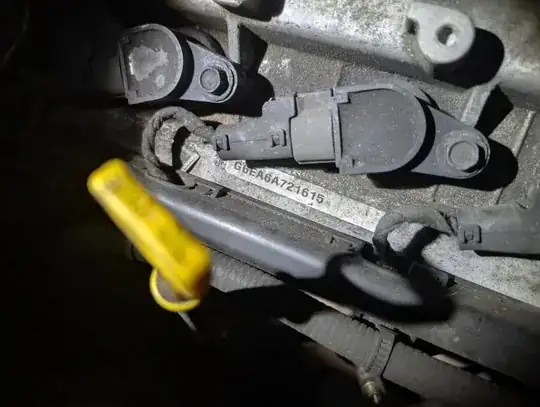 2007 hyundai santa fe coil close up