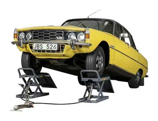 Hydraulic car ramp/jack