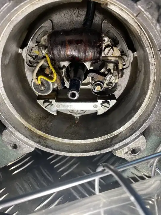 Ignition Module with points closed