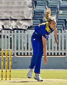 Ferling bowling for ACT Meteors in September 2022