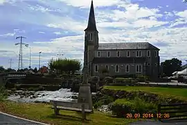 The Lagoin river at the church