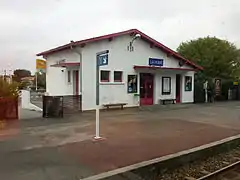 La Hume train station.