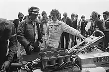 Multiple 500cc champion Kenny Roberts chats with Lammers at the 1980 Dutch GP.