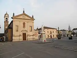 Piazza San Giuseppe (Saint Joseph square) with the monument of saint and the parish church