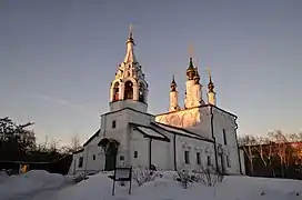 Church of Annunciation of Saint Mary&nbsp;[ru]. Built in 1673. One of the oldest churches built in Ryazan. Similar church can be found in Isady village. There are many scattered throughout Ryazan Oblast.
